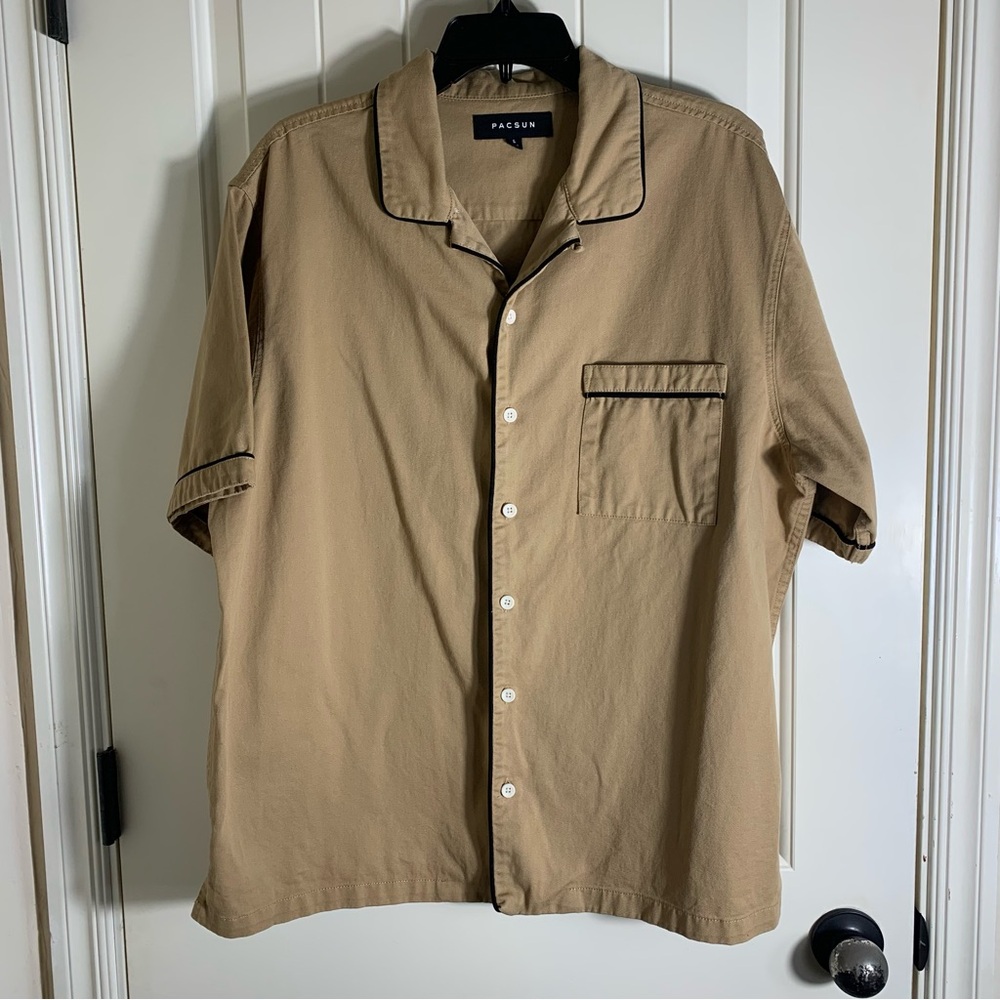 PacSun Men's Casual Tan 100% Cotton Button Down Shirt with Contrasting Piping